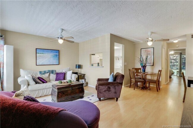 Foto del edificio - 2929 SE Ocean Blvd
