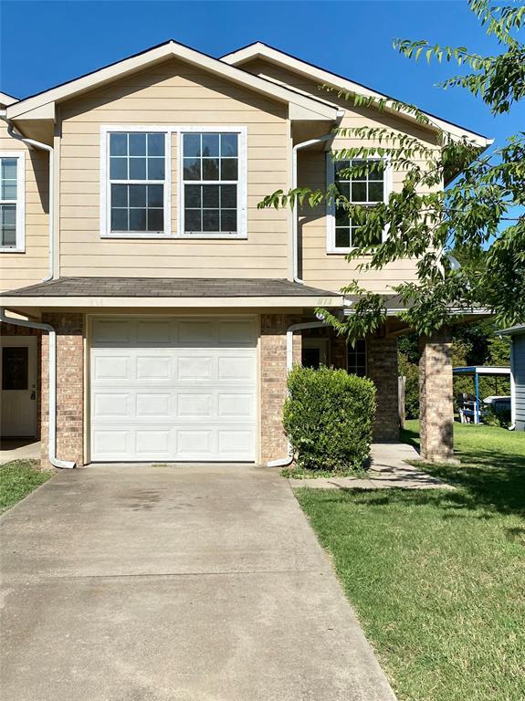 611 N Cleveland Ave, Sherman, TX 75090 Townhome Rentals in Sherman TX