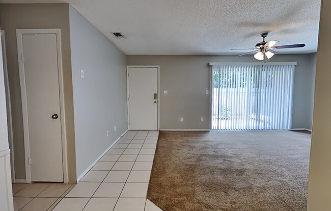 Foto del edificio - 4409 Ring Neck Rd