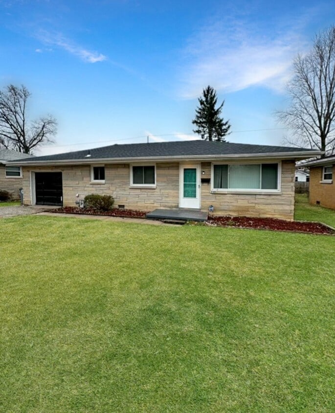 2301 E. Delaware St. Evansville, IN 47711 House Rental in Evansville