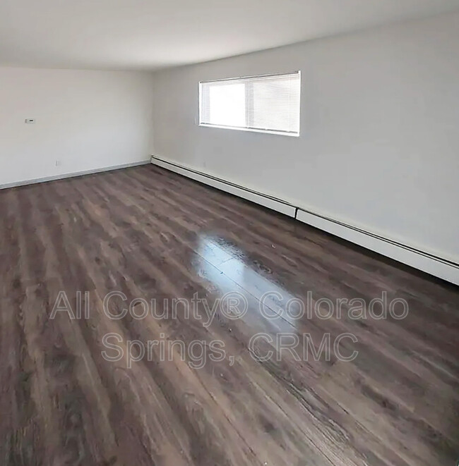 Building Photo - 2119 Preuss Rd