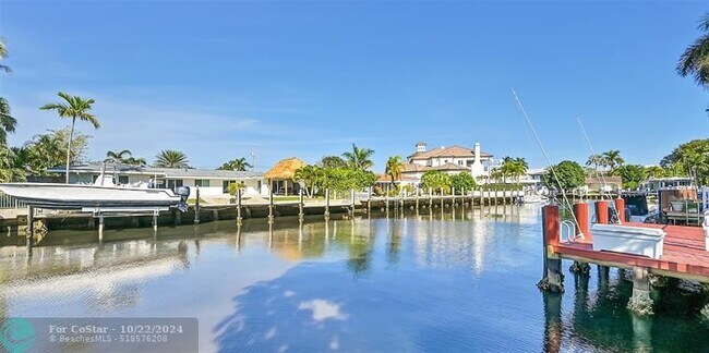 Foto del edificio - 3111 NE 56th Ct