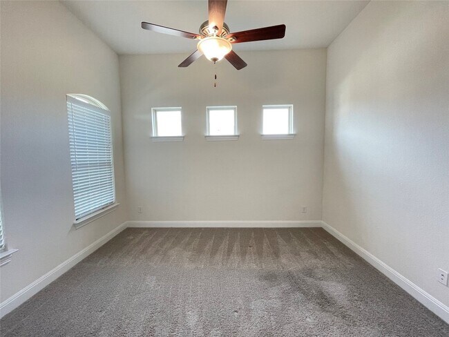 Foto del edificio - 6529 Leonardo Cove