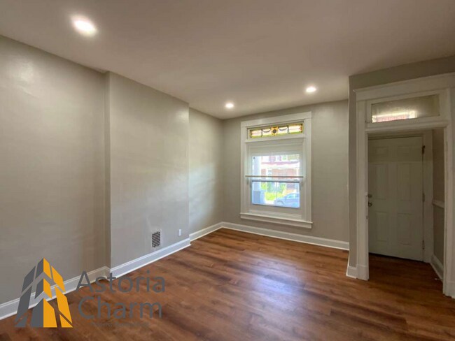 Foto del edificio - 3 Bedroom 1.5 Bath Baltimore Home with Finished Basement and Fenced Yard