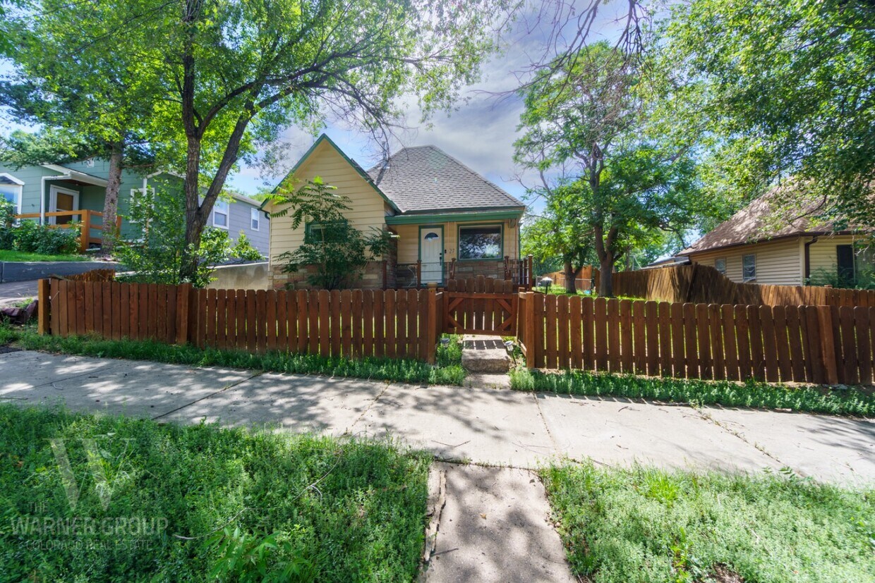Foto principal - 127 N 13th St