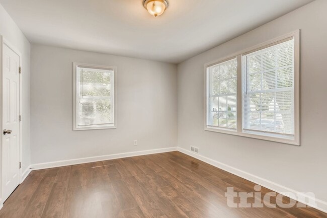 Building Photo - 3523 Sussex Rd