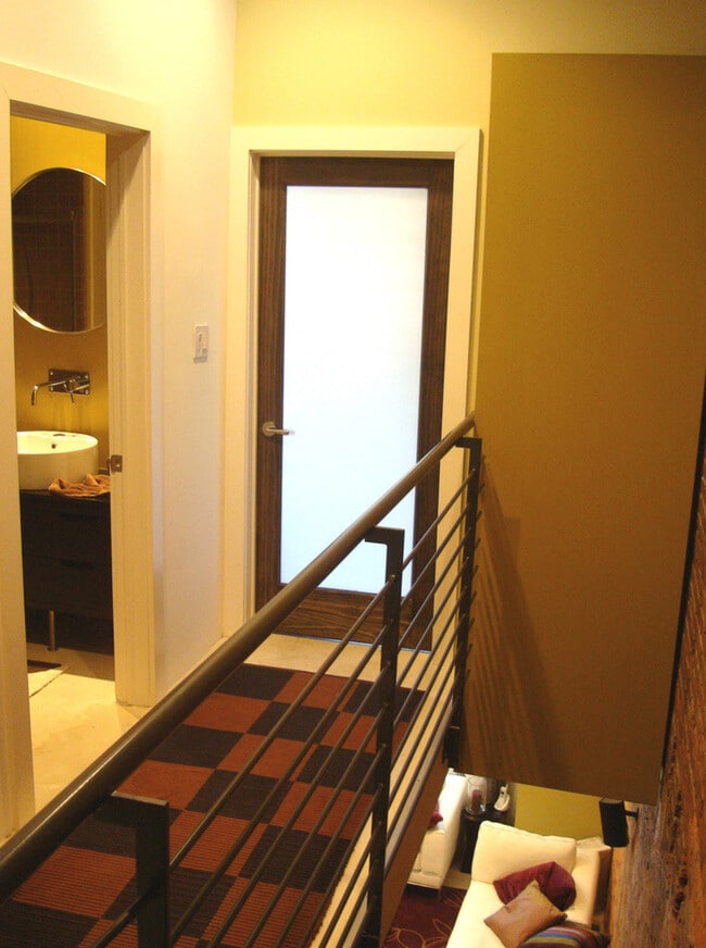 Photo - 609-611 E. Passyunk Ave Apartment