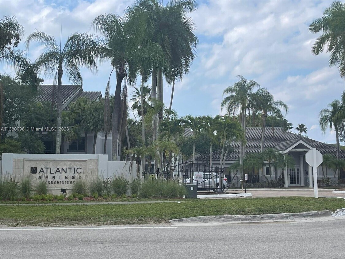 Foto principal - 11277 W Atlantic Blvd