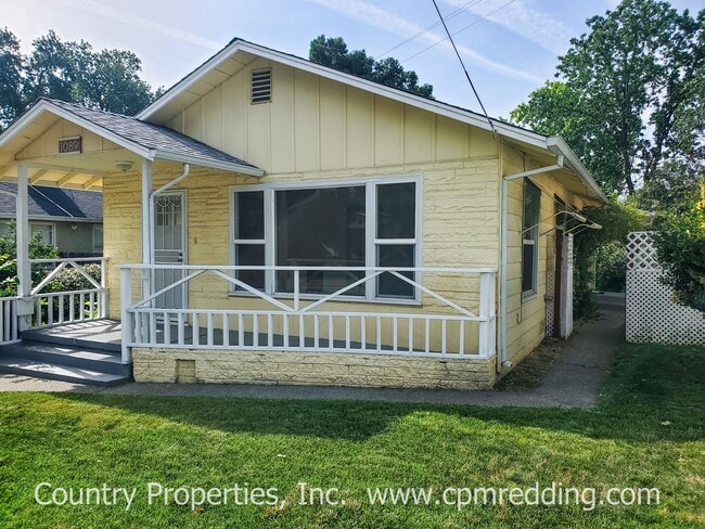 Foto del edificio - Garden Tract Charmer Coming Available March 20th! 2 Bedrooms plus Bonus Room