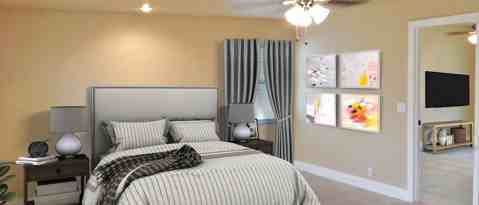 Building Photo - 2102 Alamanda Dr