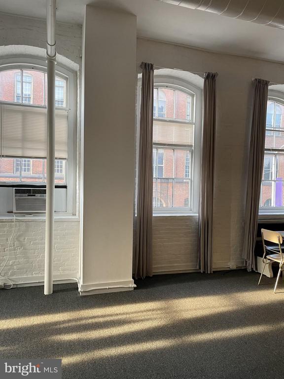 Foto del edificio - 408 Vine St