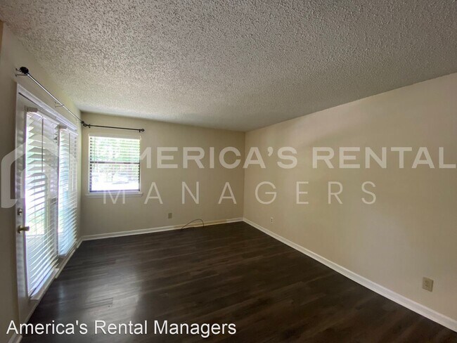 Foto del edificio - 2 br, 2 bath House - 106 Gables Drive