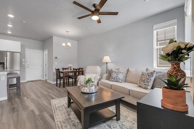 Foto del edificio - 12738 Boggs St
