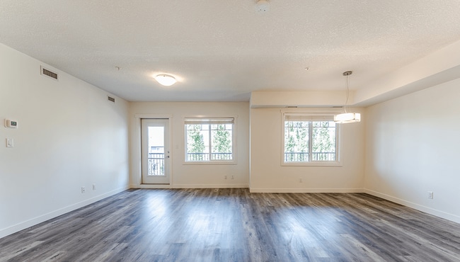 Building Photo - Nautical Luxury Suites at Summerside