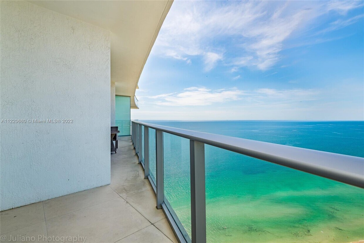 Primary Photo - 4111 S Ocean Dr