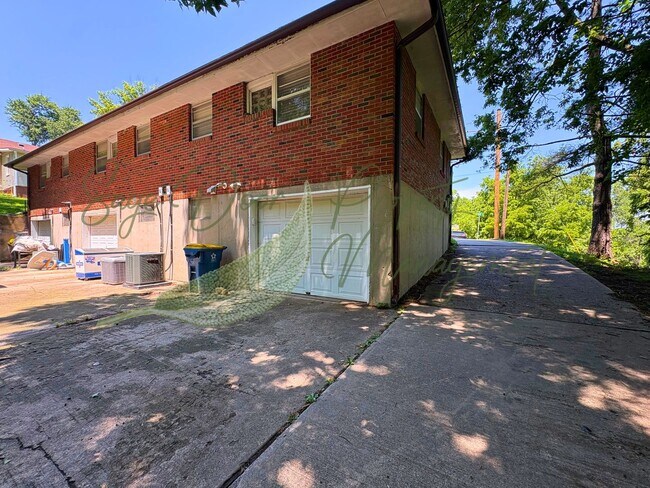 Foto del edificio - 11565 Felton St