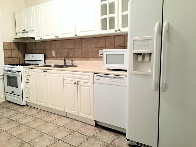 Foto del edificio - 4516 44th St