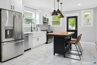 Building Photo - 137 Rock Spring Rd