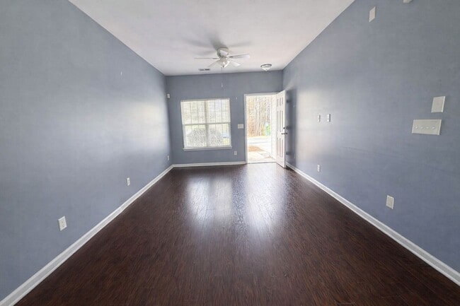 Building Photo - 15409 Tully House Ct