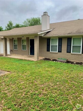 Building Photo - 600 Hedgewood Dr