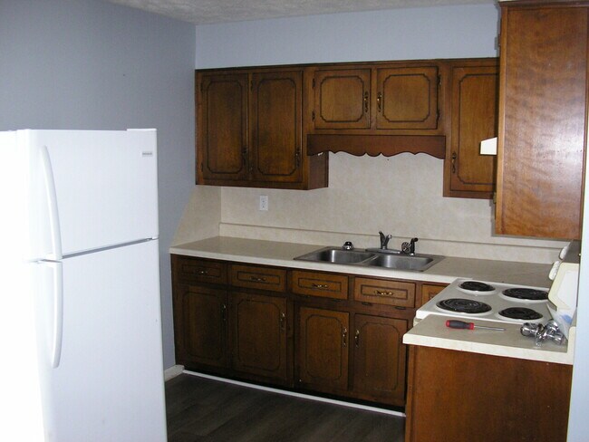 Building Photo - 3812 Charles Moran Highway
