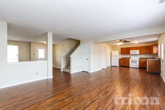 Foto del edificio - 10904 Firefly Ct