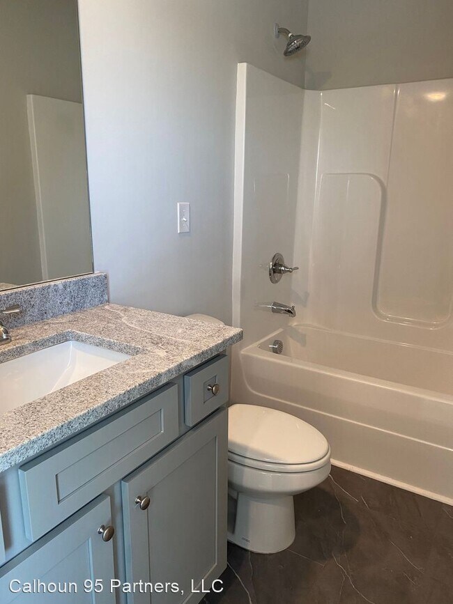 Building Photo - 4 br, 2.5 bath House - 209 Harrison Drive