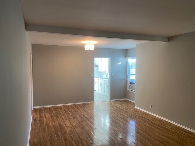 Building Photo - 628 Orange Grove Ave