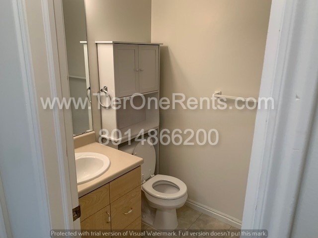 Foto del edificio - Move-in special: $500 off First month's rent!