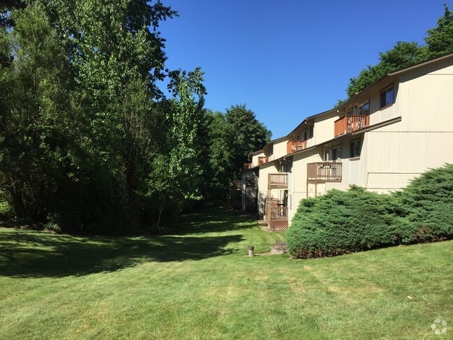Building Photo - Indian Hills Apartments