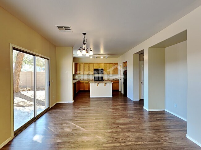 Foto del edificio - 2063 S Starling Dr