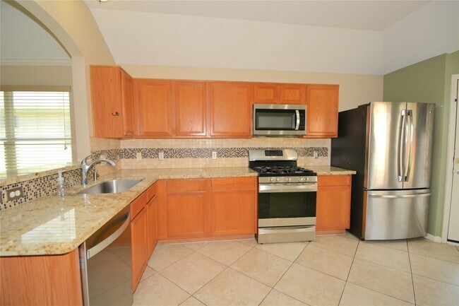 Foto del edificio - 5135 Rustling Branch Ln