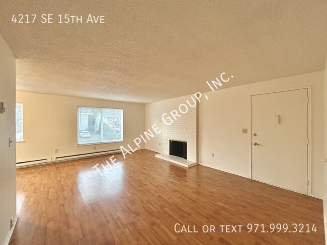 Foto del edificio - Cozy 2 Bed with Bonus Space in Brooklyn!