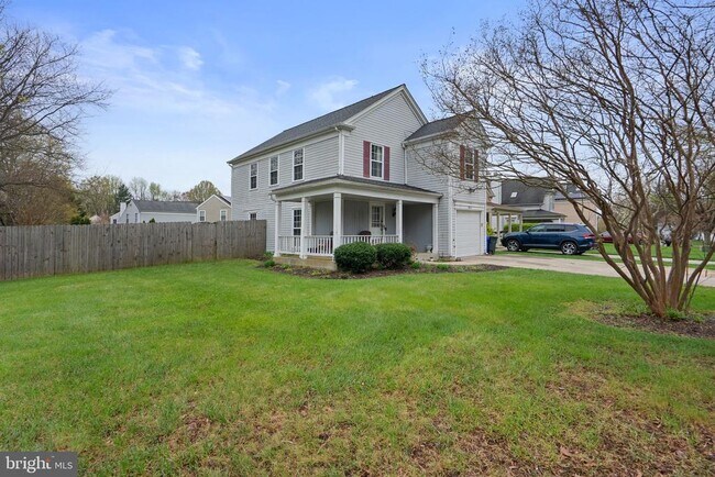 Building Photo - 3811 Ernst Dr