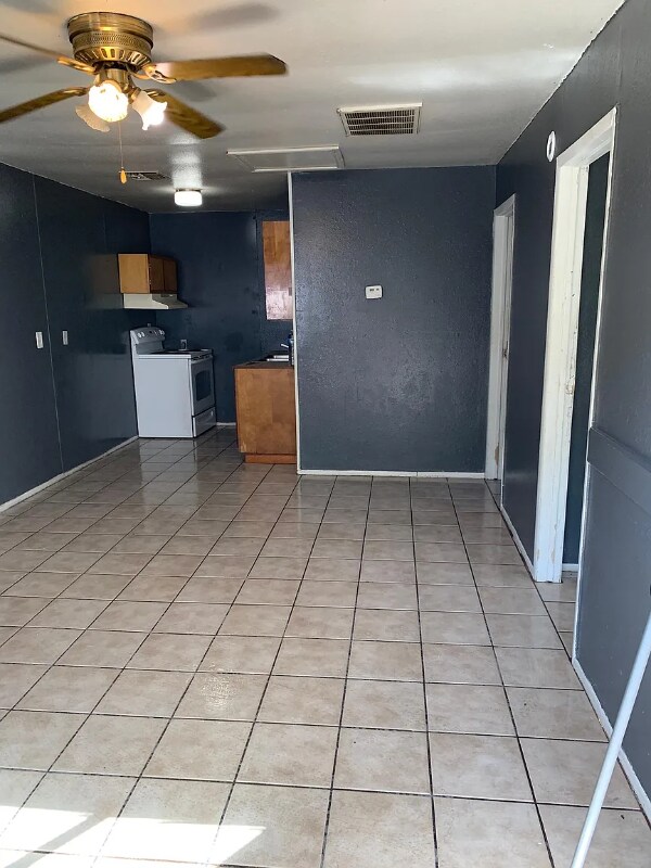 Foto del edificio - 102 San Diego St