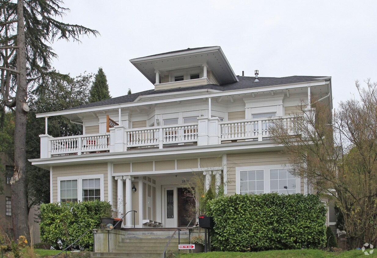Primary Photo - 1812 16th Ave