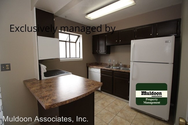 Building Photo - 2 br, 2 bath House - 16 E Old Broadmoor Rd