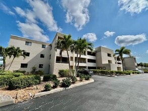Building Photo - 801 Islamorada Blvd