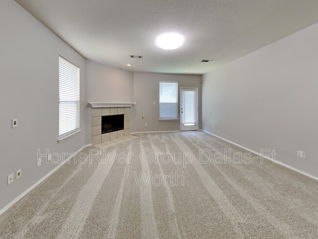 Building Photo - 844 Kentucky Derby Ln