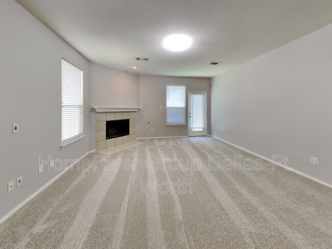 Foto del edificio - 844 Kentucky Derby Ln
