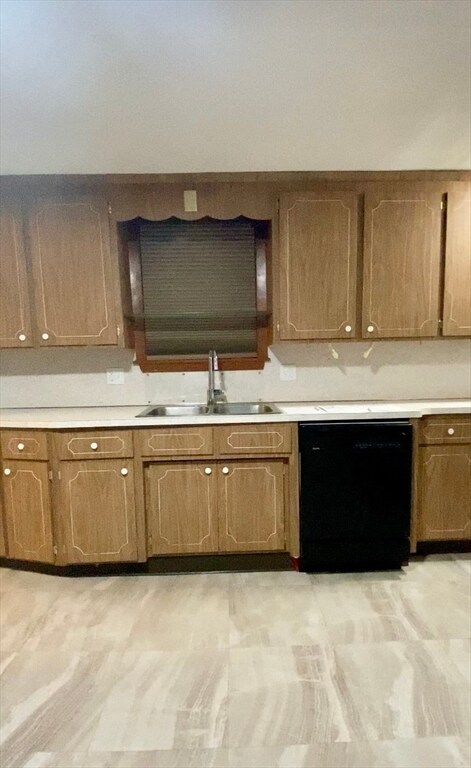 Foto del edificio - 43 Glenwood Ave