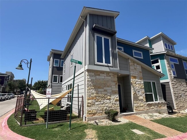 Building Photo - 2013 Tramson Dr