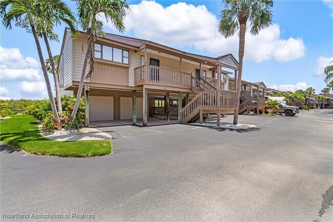 Foto del edificio - 7596 Captains Harbor Dr