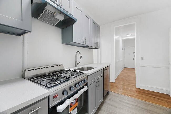 Foto del edificio - 218 Thompson Street