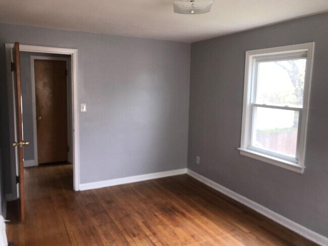 Foto del edificio - 16704 Stockbridge Ave