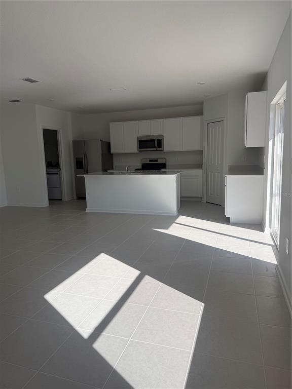 Building Photo - 3622 Hardman Dr