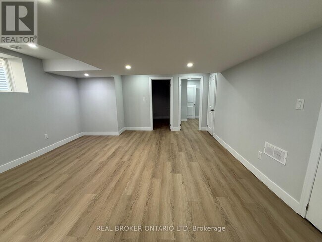 Building Photo - 1768 Owen Ln