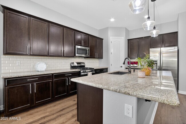 Foto del edificio - 2609 E Stacey Rd