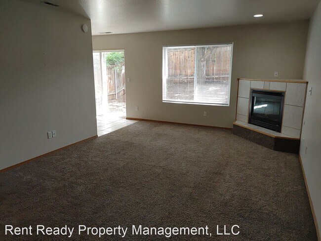 Building Photo - 3 br, 2.5 bath House - 3508 Fairbanks Ave