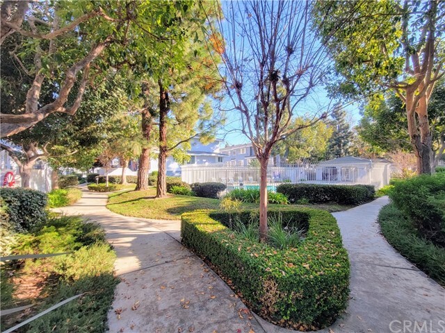 Building Photo - 8115 Surfline Dr